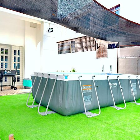 527 Beachhouse L 5 Bedroom With Swimming Pool - 3Min Walk To The Beach 탄중붕가 외부 사진