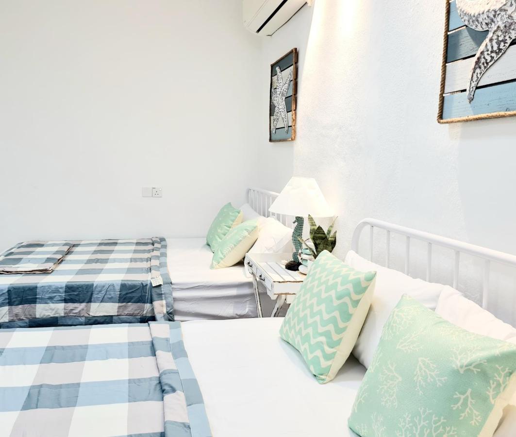 527 Beachhouse L 5 Bedroom With Swimming Pool - 3Min Walk To The Beach 탄중붕가 외부 사진