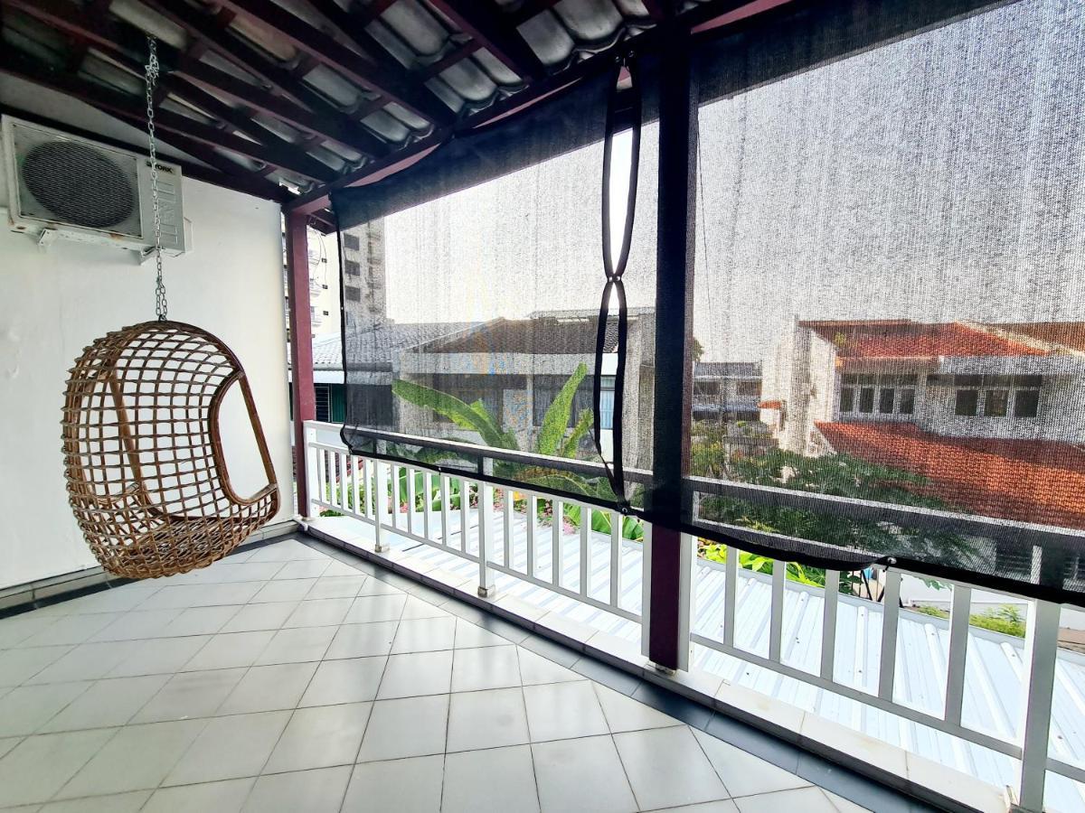527 Beachhouse L 5 Bedroom With Swimming Pool - 3Min Walk To The Beach 탄중붕가 외부 사진