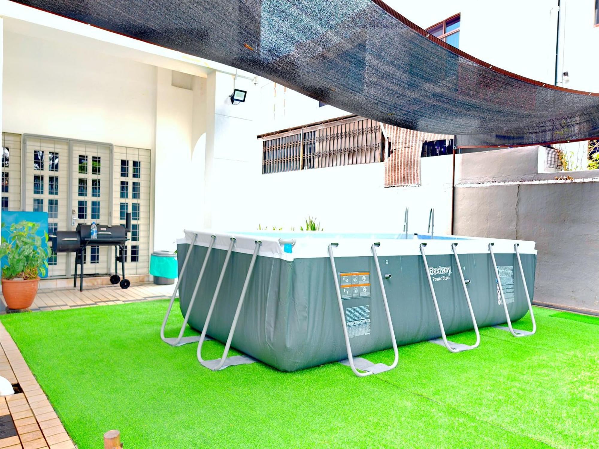 527 Beachhouse L 5 Bedroom With Swimming Pool - 3Min Walk To The Beach 탄중붕가 외부 사진