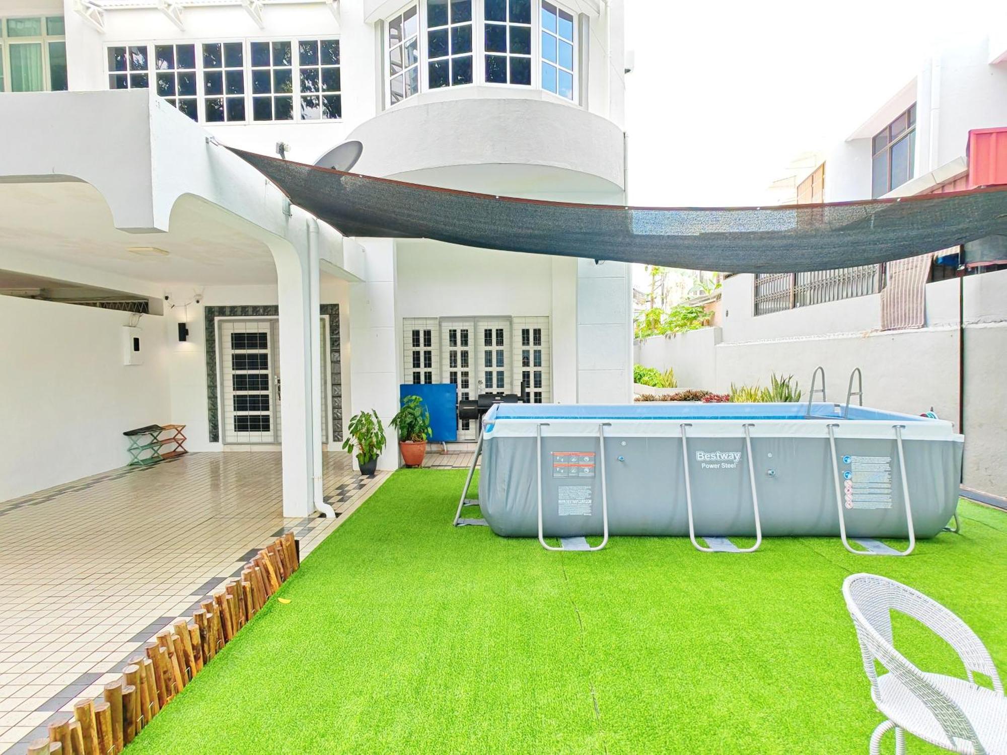 527 Beachhouse L 5 Bedroom With Swimming Pool - 3Min Walk To The Beach 탄중붕가 외부 사진